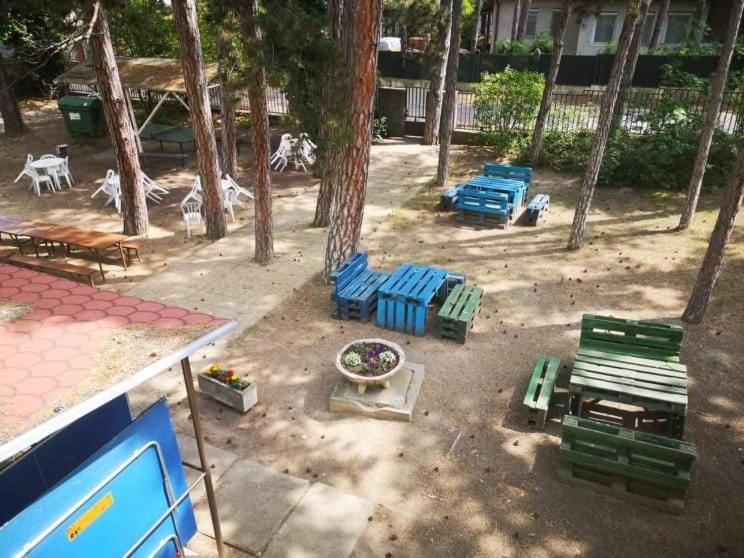 Fenyves Panzió Siófok Exterior foto